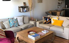 Bel Appartement Nimois Au Calme Avec Balcon