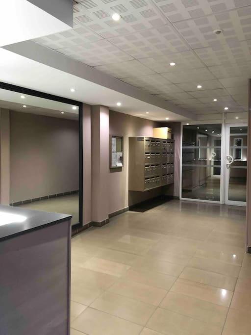 Bel Appartement Nimois Au Calme Avec Balcon Nimes Exterior foto